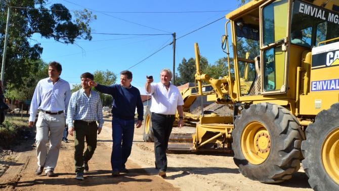 Fotos MGP - Vialidad - Obras de pavimentacion en Lopez de Gomara 2_grande2