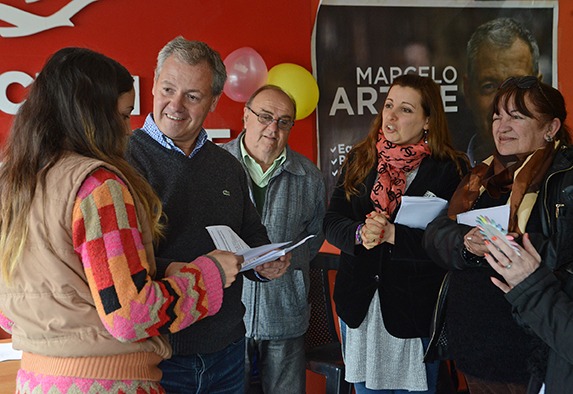 Artime en entrega de certificados